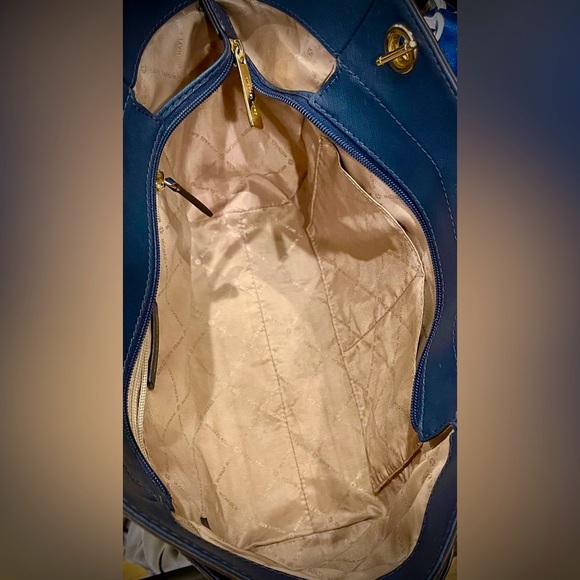 Michael Kors Jet Set Large Saffiano Leather Shoulder Bag - Blue - Picture 7 of 14